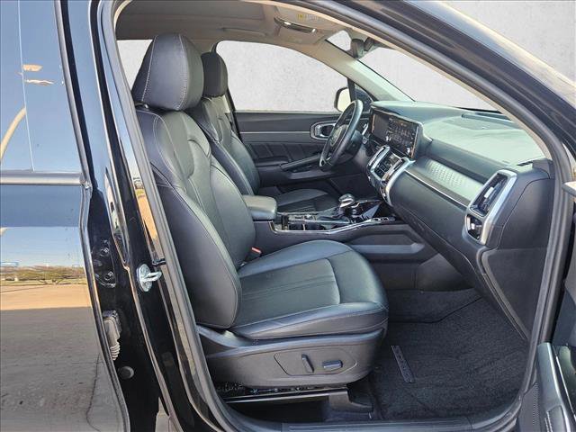 Used 2023 Kia Sorento SX AWD/4WD image 24