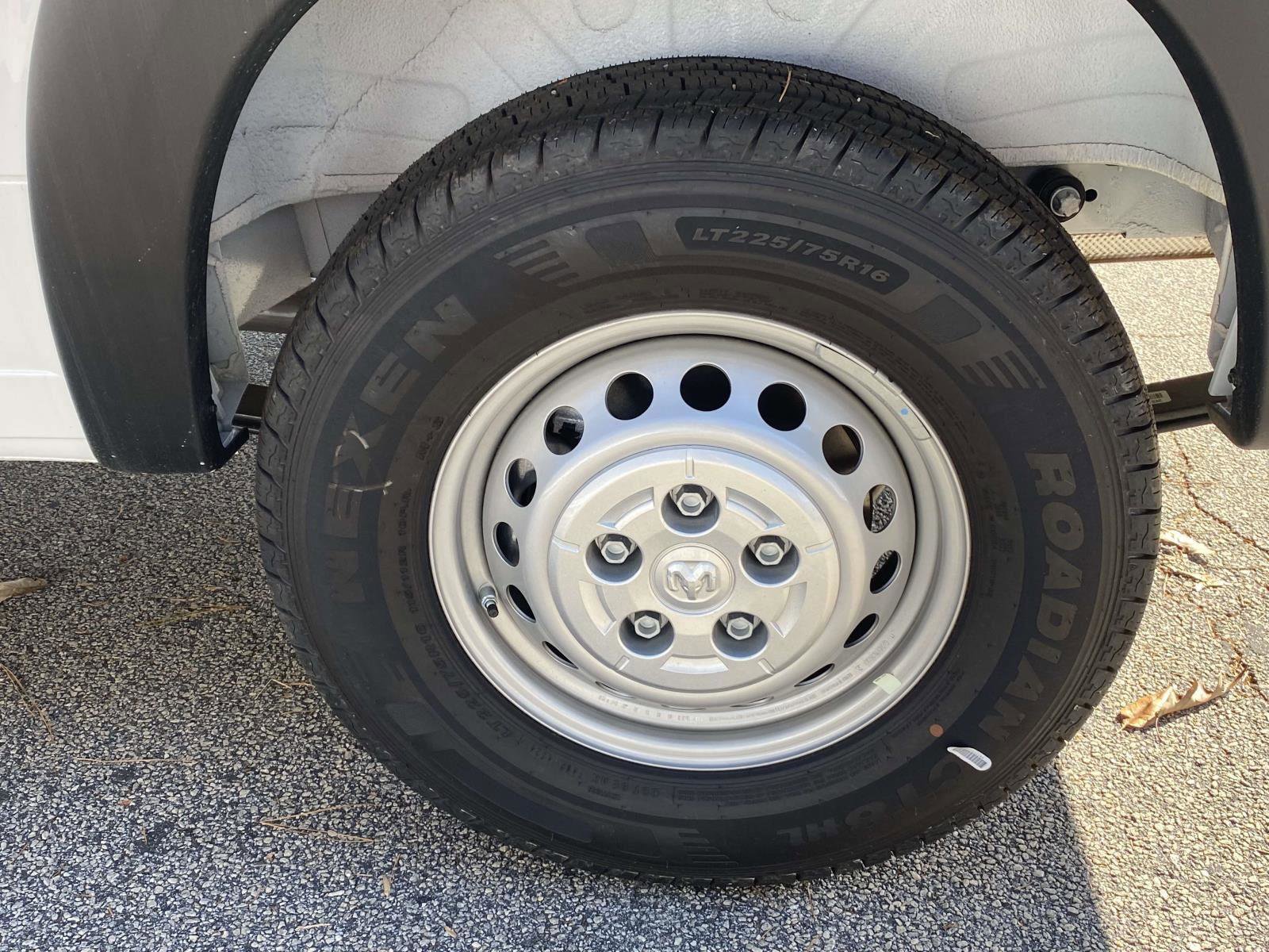 Used 2025 RAM ProMaster 2500 image 38