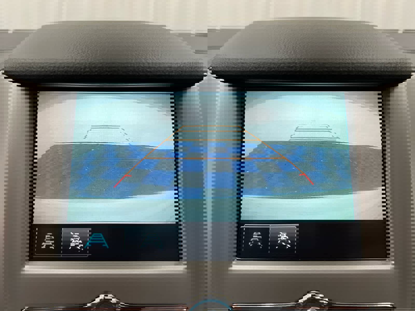 Used 2018 Chevrolet Cruze LS image 19