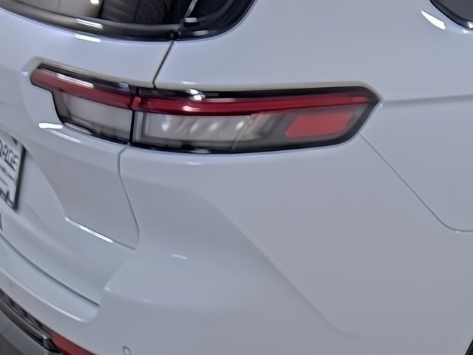 Used 2024 Jeep Grand Cherokee L Laredo image 13