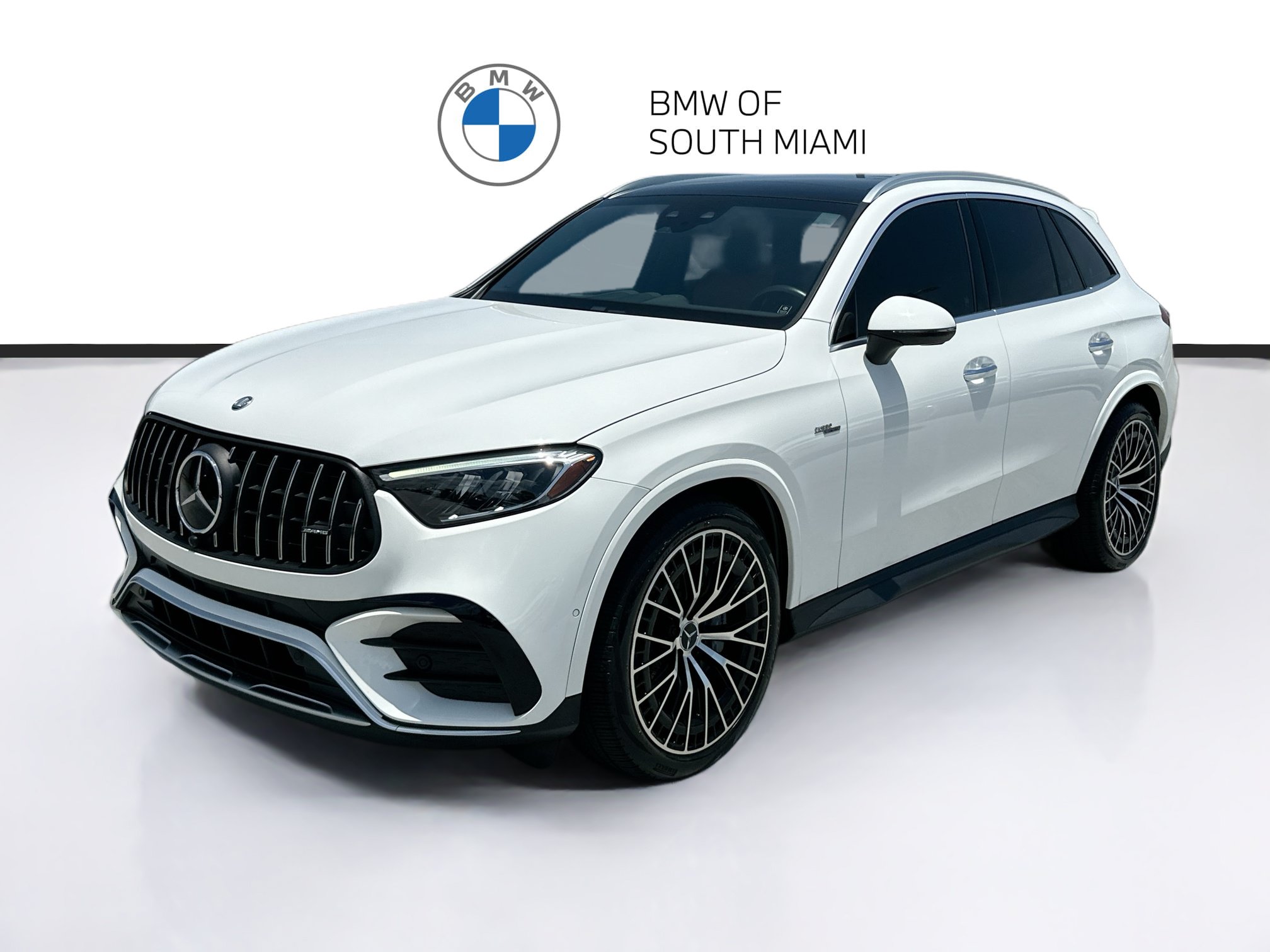 Used 2024 Mercedes-Benz GLC 43 AMG 4MATIC image 3