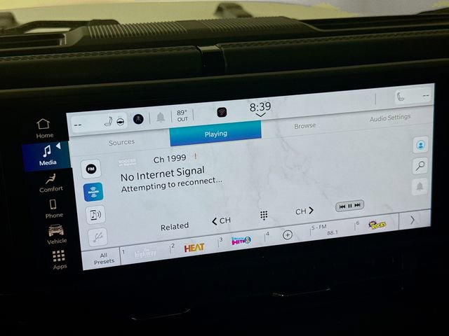 New 2025 Jeep Gladiator Sport image 14