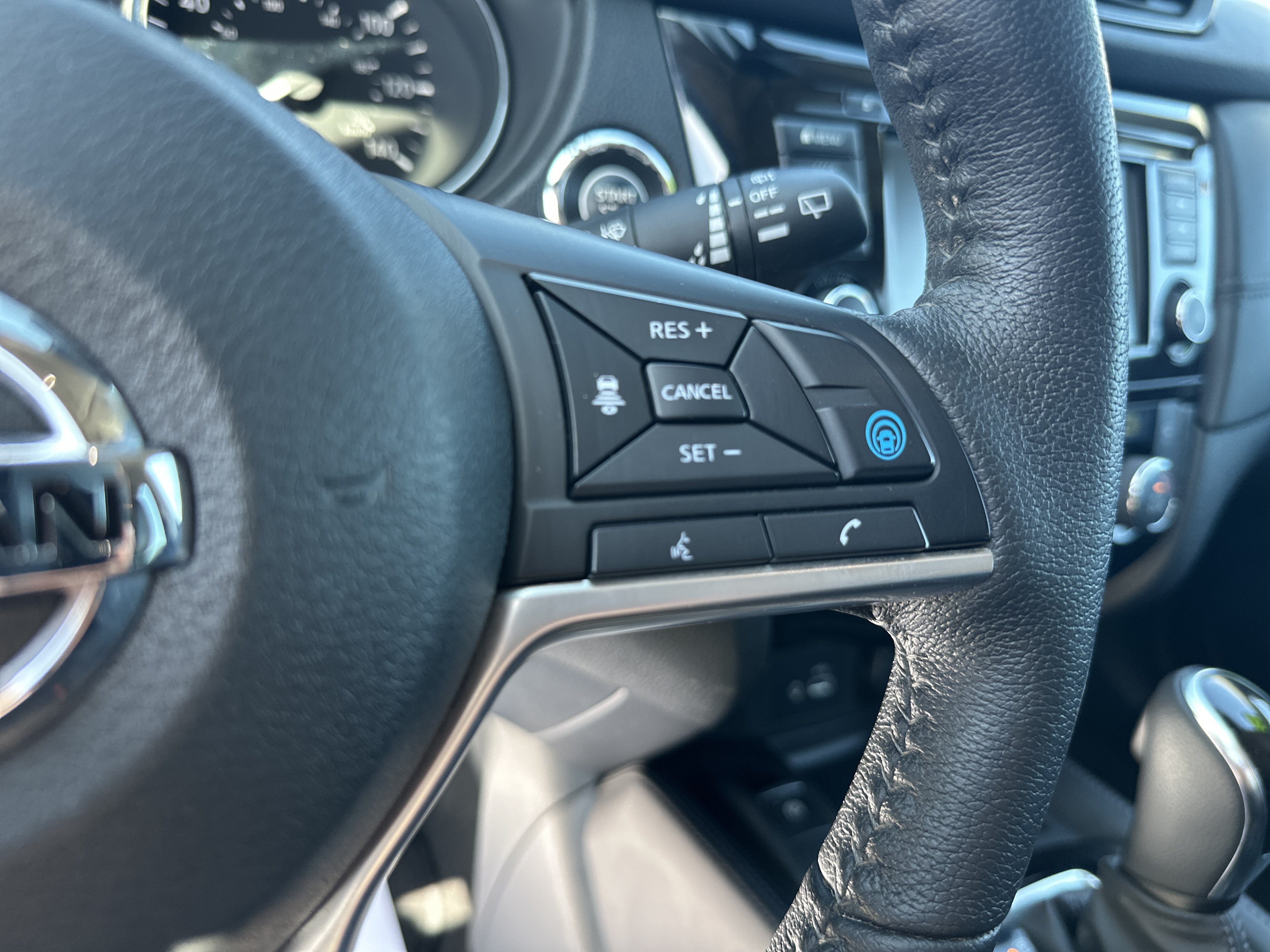 Used 2020 Nissan Rogue SL w/ Premium Package AWD/4WD image 20