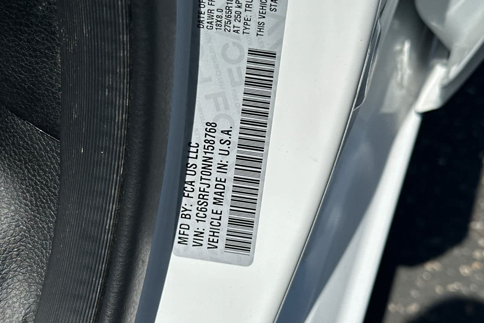 Used 2022 RAM 1500 Laramie AWD/4WD image 29
