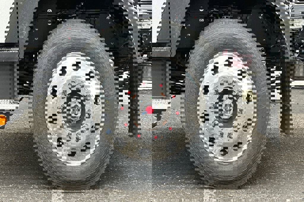 New 2024 Chevrolet Low Cab Forward 6500XD image 21