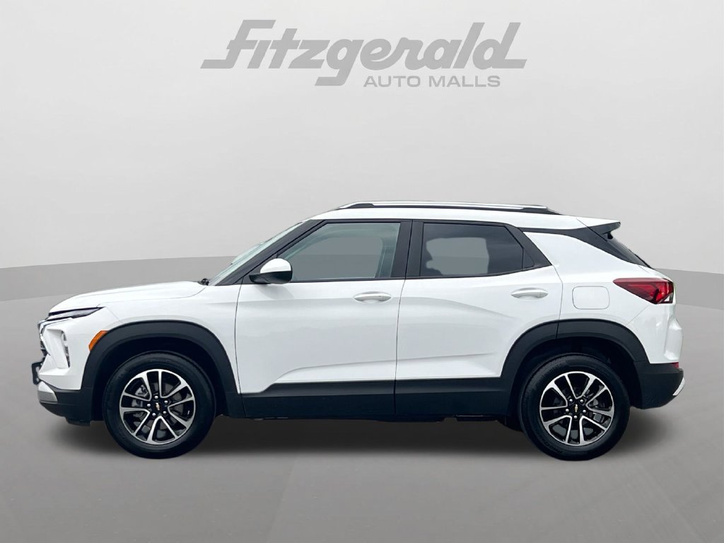 Used 2026 Chevrolet TrailBlazer LT AWD/4WD image 5