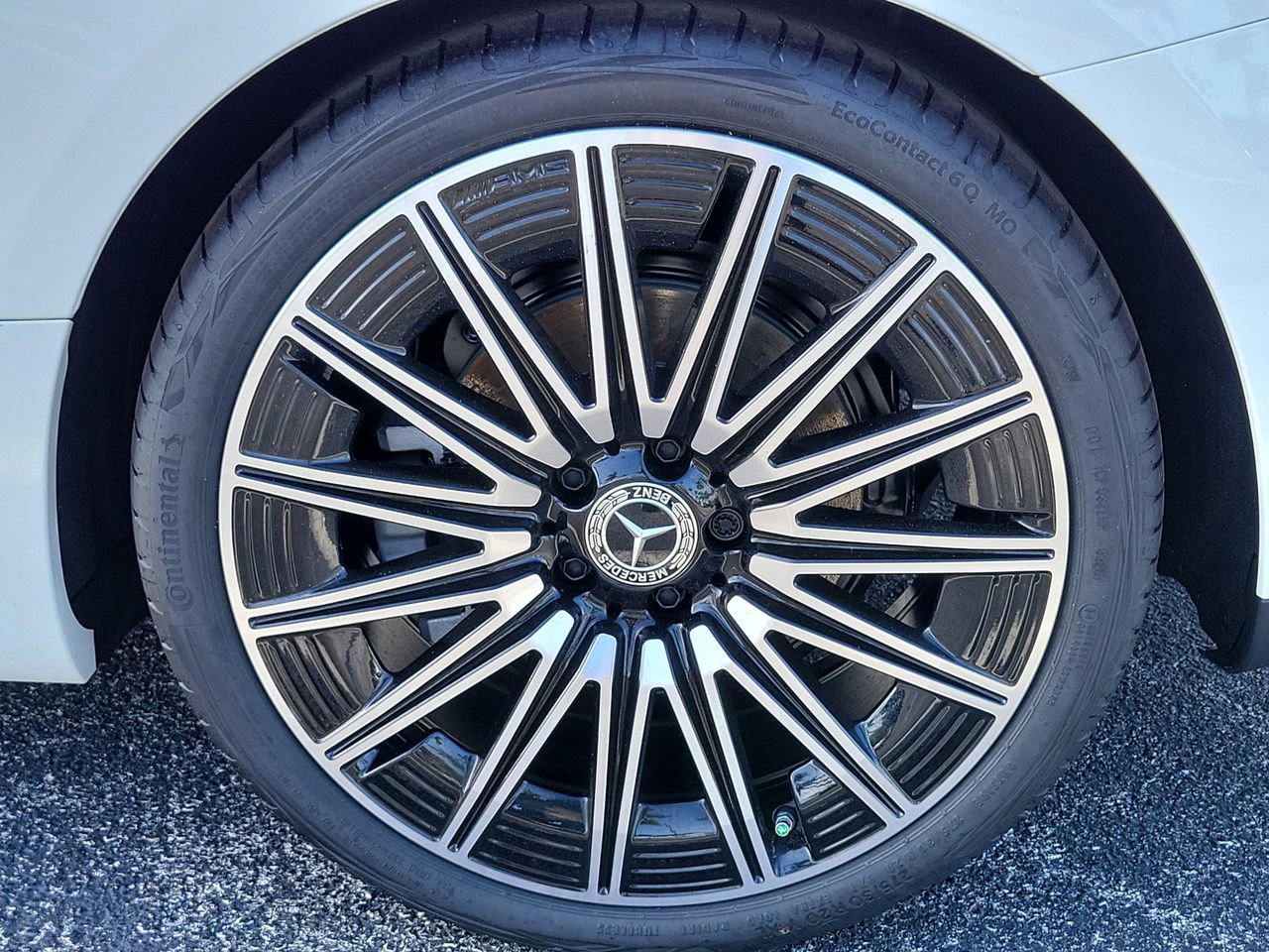 New 2026 Mercedes-Benz CLE 300 4MATIC Coupe image 9