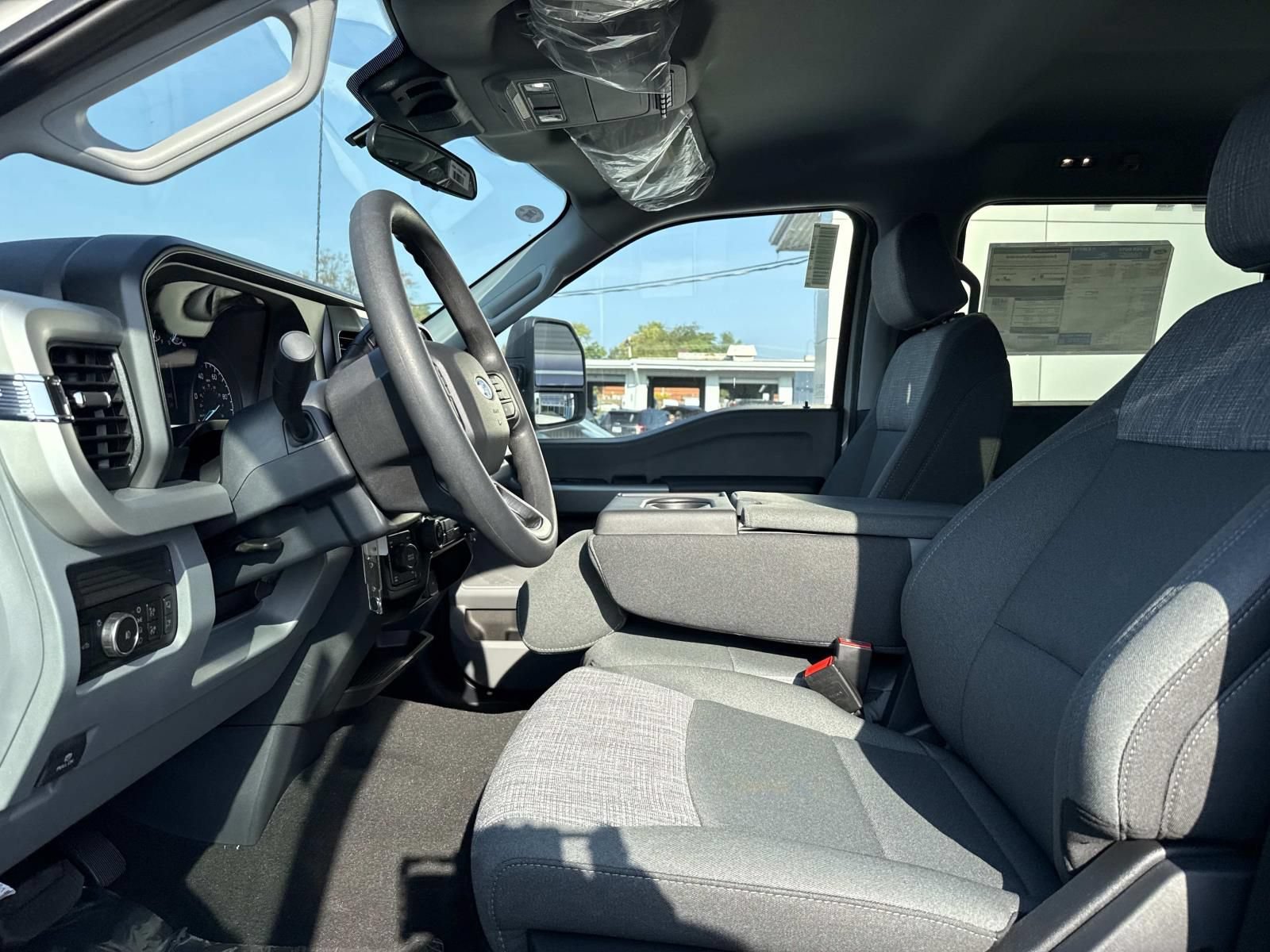New 2026 Ford F250 XLT w/ FX4 Off-Road Package AWD/4WD image 10