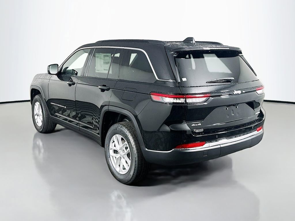 New 2025 Jeep Grand Cherokee Laredo X AWD/4WD image 5
