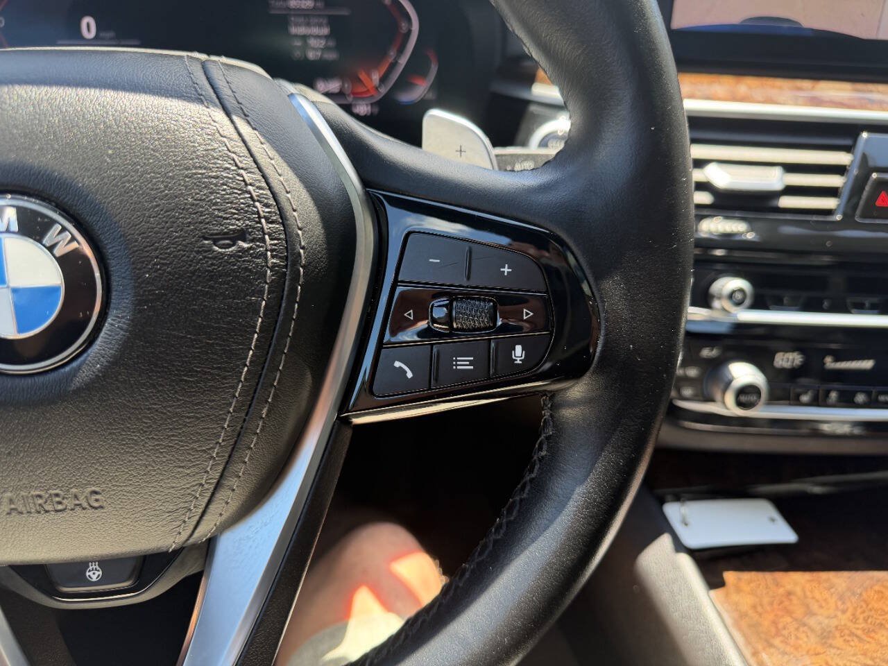 Used 2020 BMW 540i xDrive AWD/4WD image 33