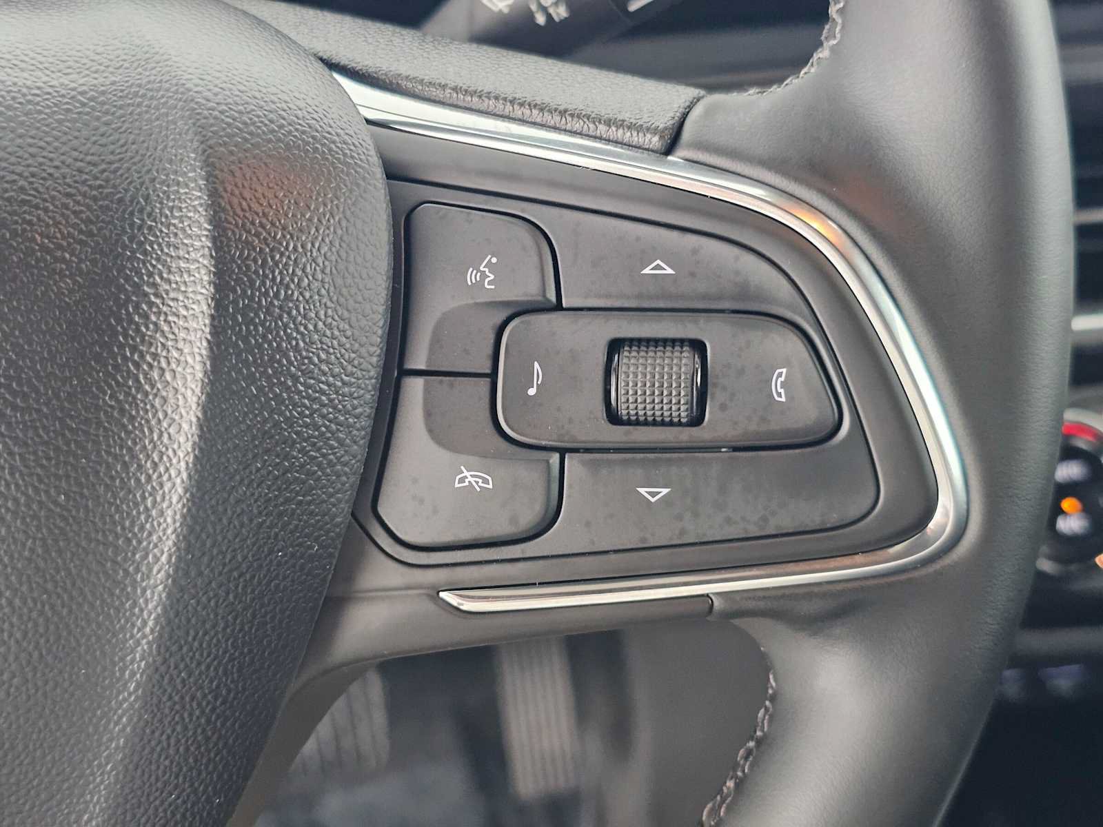 New 2026 Buick Envista Sport Touring w/ Convenience I Package FWD image 28