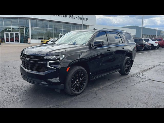 Certified 2023 Chevrolet Tahoe RST w/ Luxury Package AWD/4WD image 4