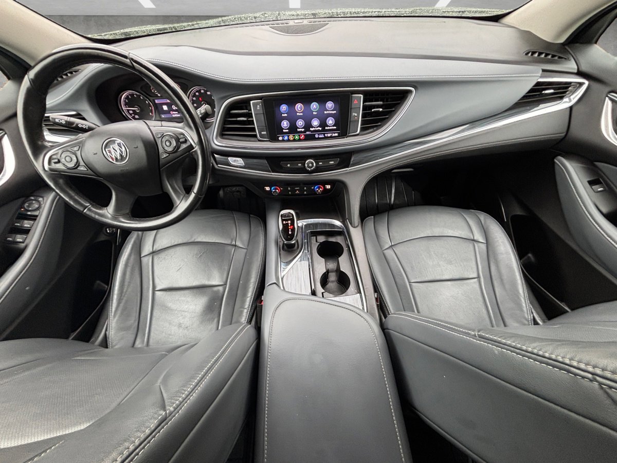 Used 2020 Buick Enclave Essence w/ Sound and Sites Package image 13