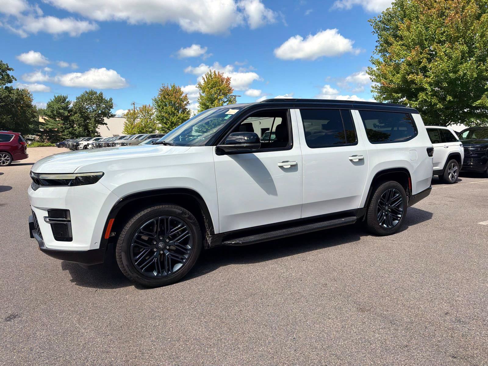 Used 2026 Jeep Grand Wagoneer L 4WD image 5