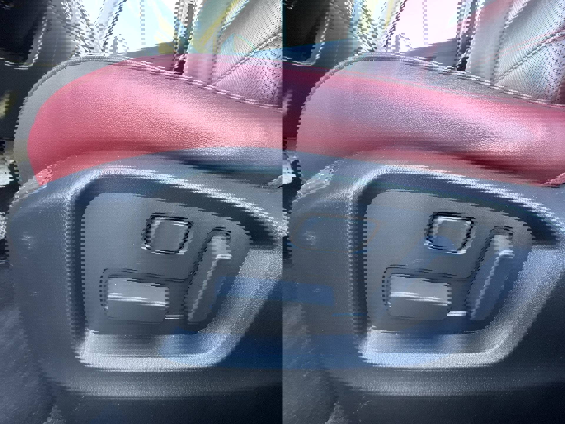 Used 2021 MAZDA CX-5 Carbon Edition image 12