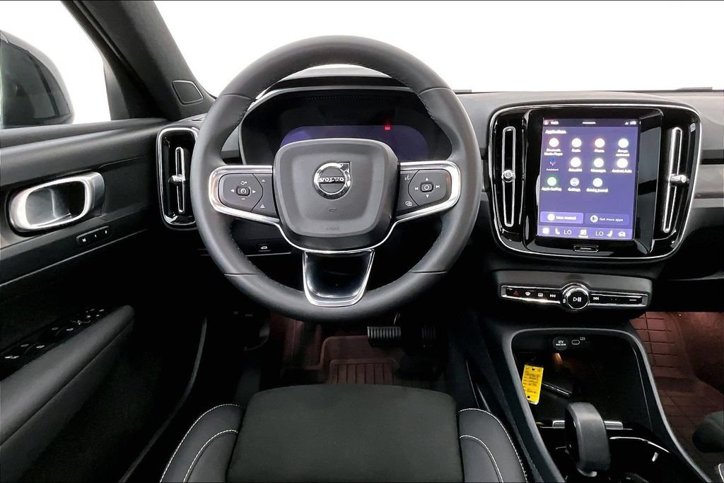 Certified 2023 Volvo XC40 Recharge Plus AWD/4WD image 6
