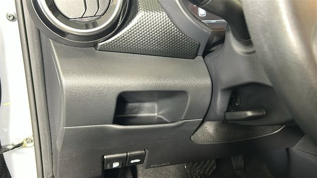 Used 2023 Nissan Kicks SV FWD image 19
