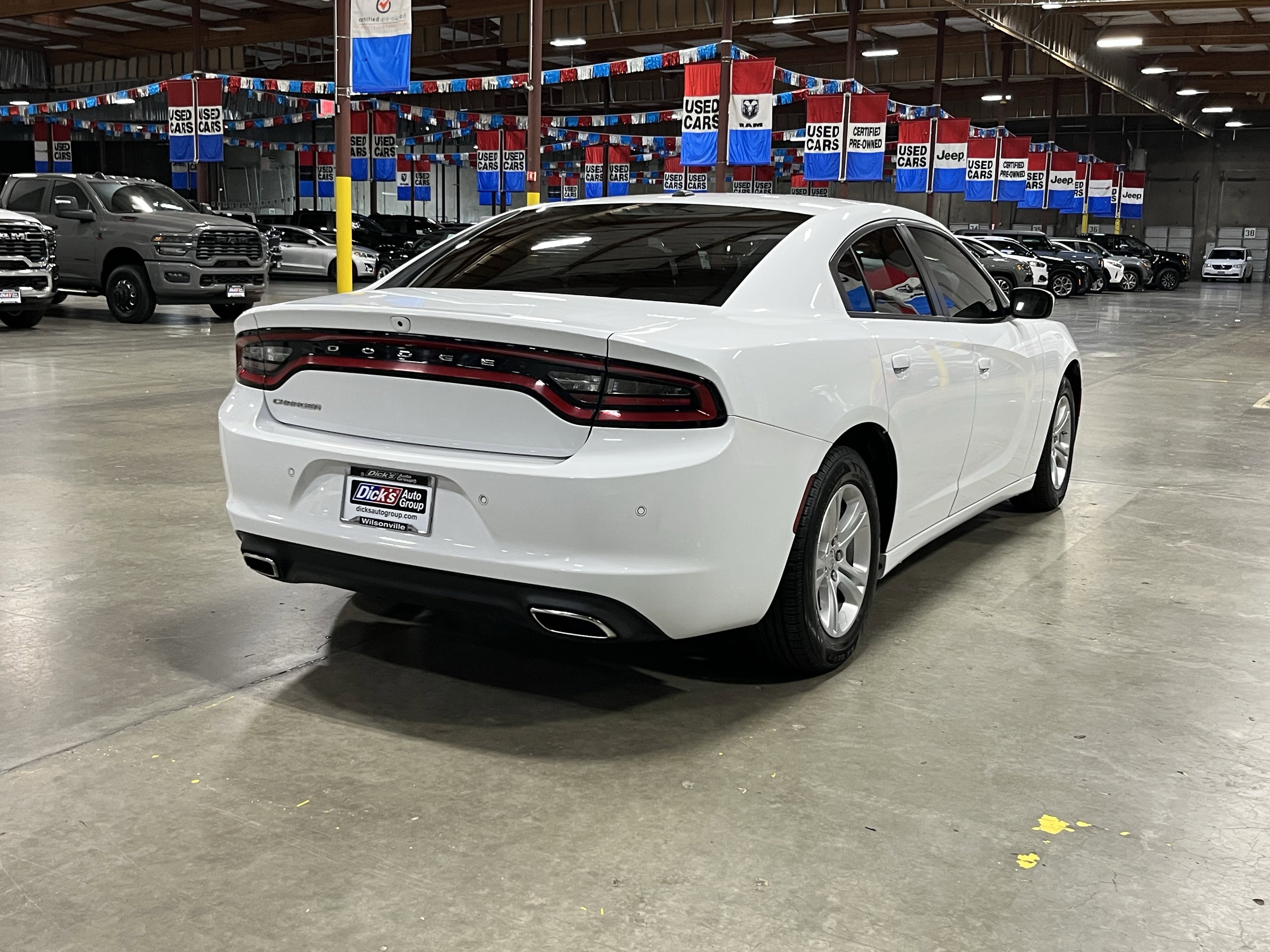 Used 2022 Dodge Charger SXT image 5