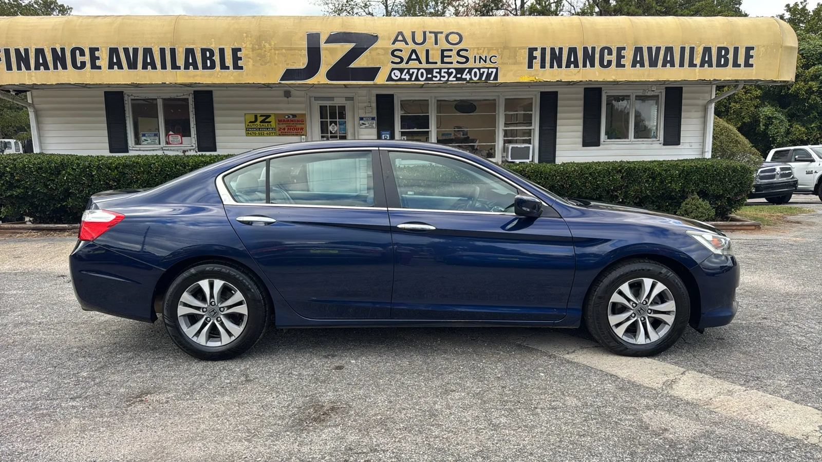 Used 2015 Honda Accord LX image 2
