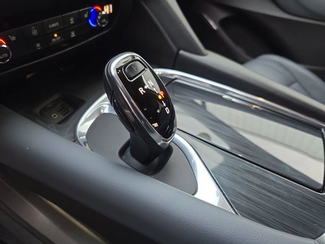 Used 2020 Buick Enclave Essence w/ Sound and Sites Package image 27