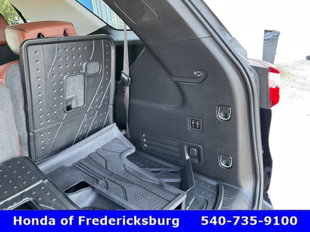 Used 2020 Chevrolet Traverse High Country w/ LPO, Floor Liner Package AWD/4WD image 22