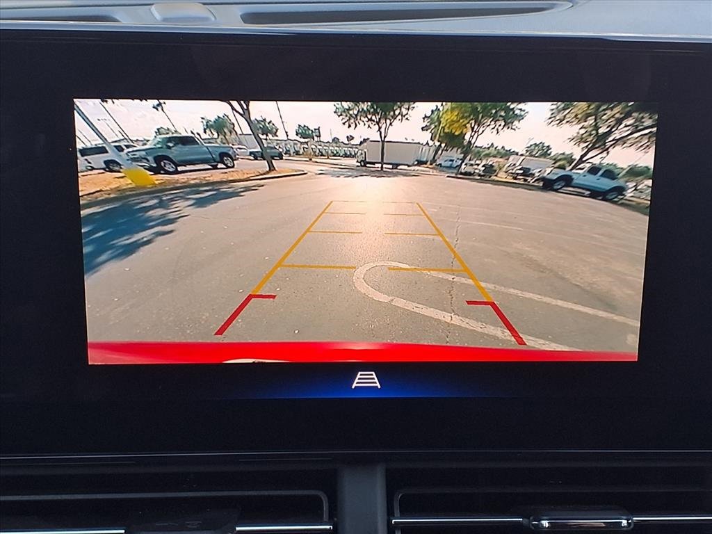 Used 2025 Chevrolet Trax RS w/ Driver Confidence Package image 13