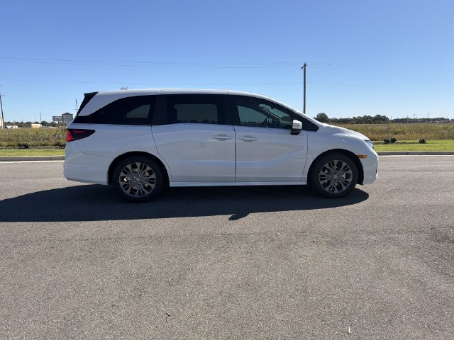 New 2027 Honda Odyssey Touring image 10