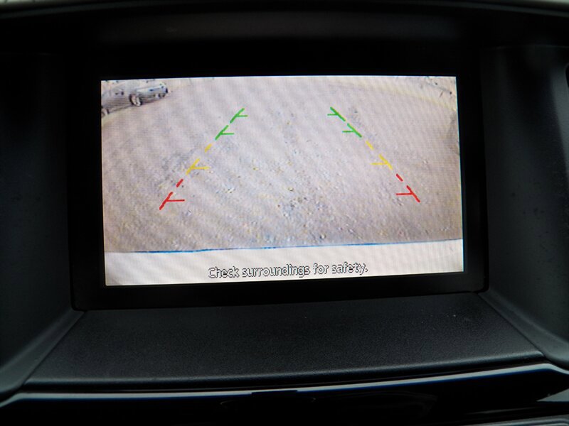 Used 2013 Nissan Pathfinder SV AWD/4WD image 21