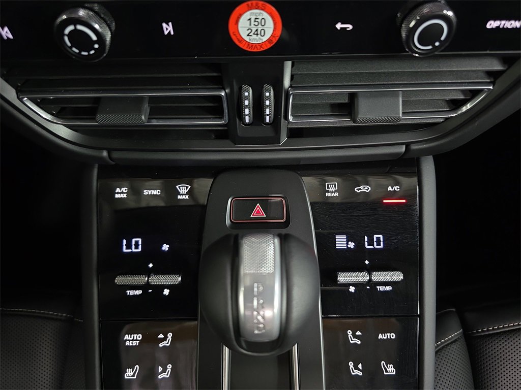 Certified 2025 Porsche Macan GTS image 19