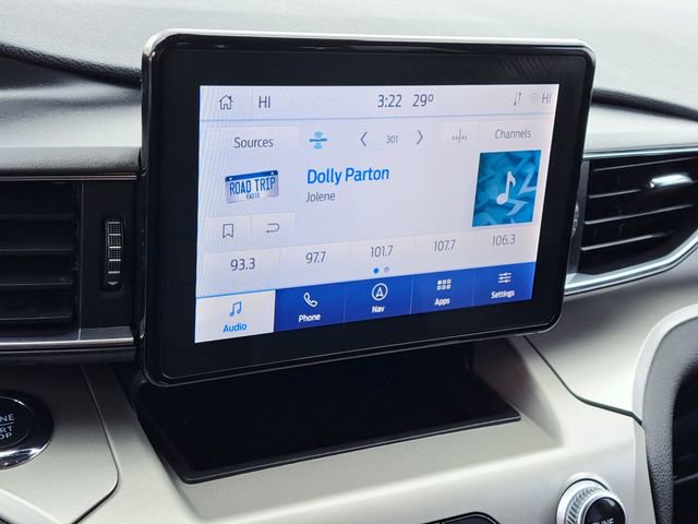 Certified 2022 Ford Explorer XLT w/ Equipment Group 202A image 16