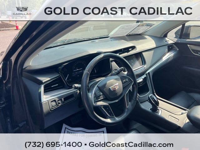 Used 2017 Cadillac XT5 Luxury w/ Driver Awareness Package FWD image 16