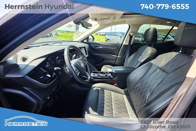 Used 2022 Buick Envision Avenir w/ Technology Package II AWD/4WD image 29