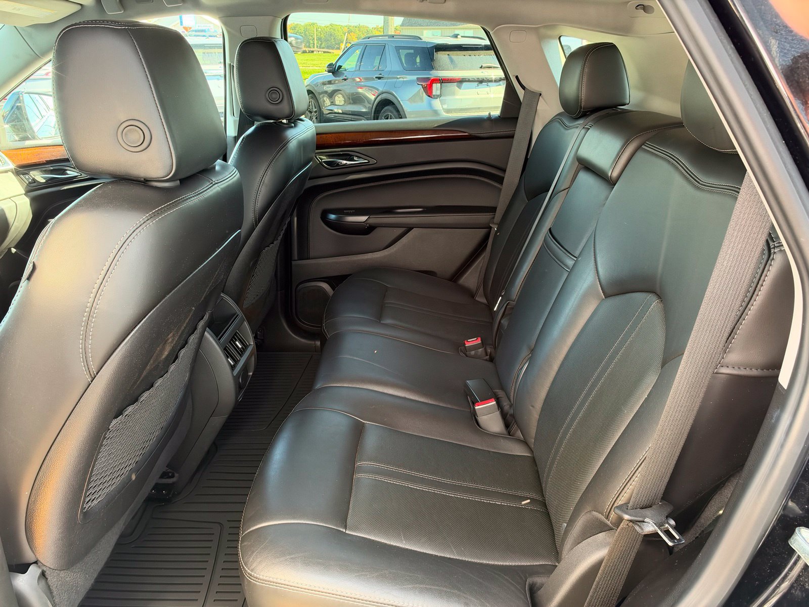 Used 2014 Cadillac SRX Performance w/ Driver Awareness Package FWD image 35