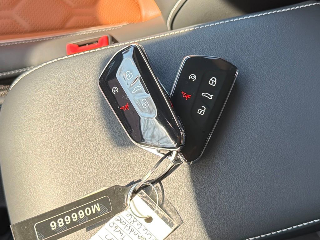 New 2026 Volkswagen Tiguan SEL R-Line image 27