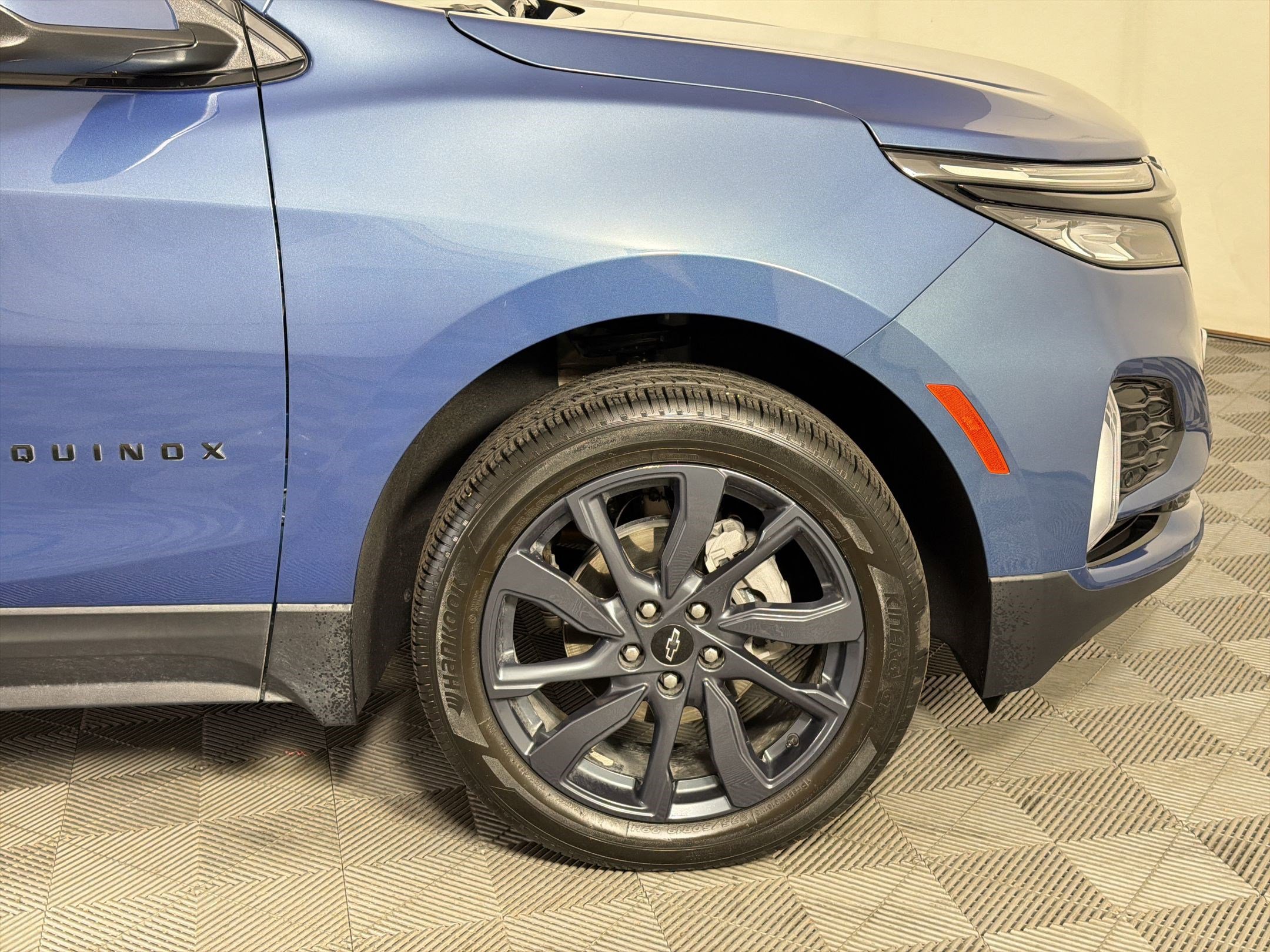 Used 2024 Chevrolet Equinox RS image 12