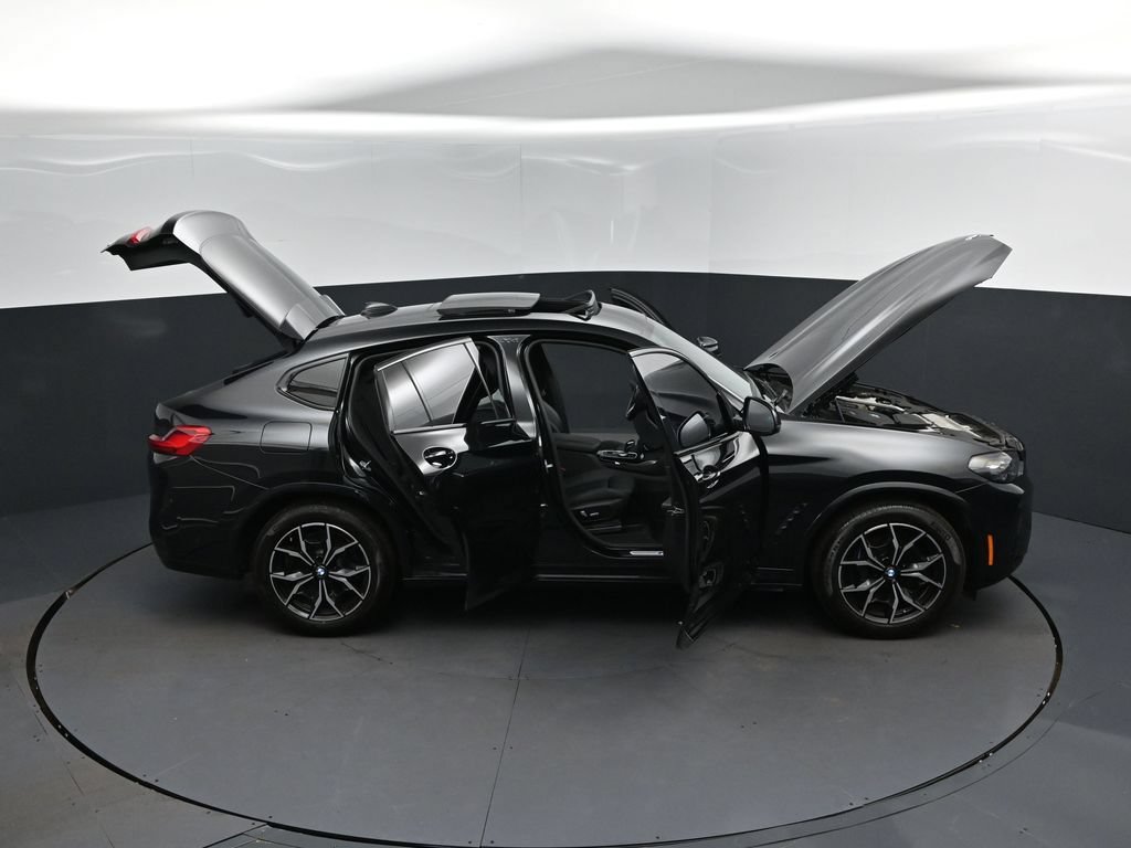 Certified 2023 BMW X4 xDrive30i w/ M Sport Package AWD/4WD image 50