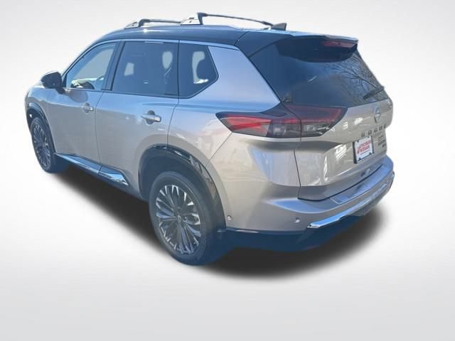 Used 2026 Nissan Rogue Platinum w/ Platinum Premium Package image 3