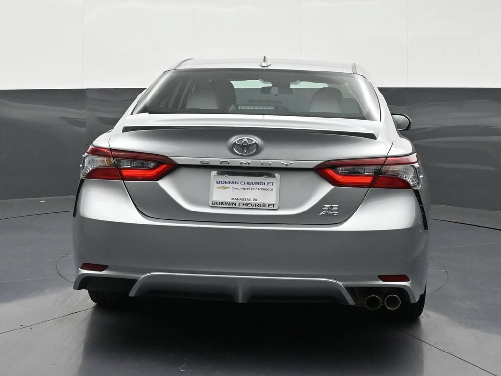 Used 2021 Toyota Camry SE w/ Cold Weather Package AWD/4WD image 4