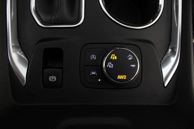 Used 2023 Chevrolet Traverse Premier image 9