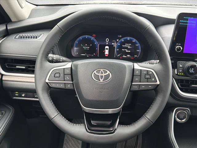 Used 2026 Toyota Grand Highlander FWD image 24