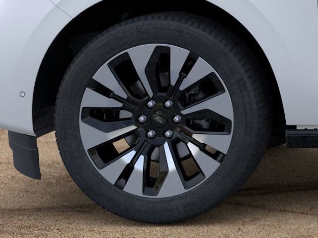 New 2026 Ford Expedition Platinum w/ Driver's Package AWD/4WD image 19