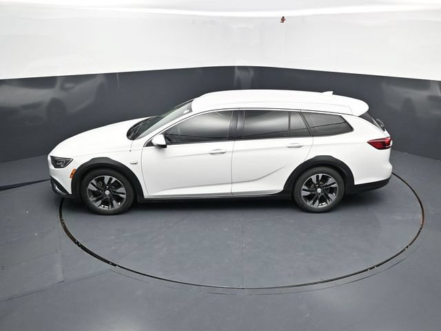 Used 2018 Buick Regal Essence w/ Driver Confidence Package #1 AWD/4WD image 31