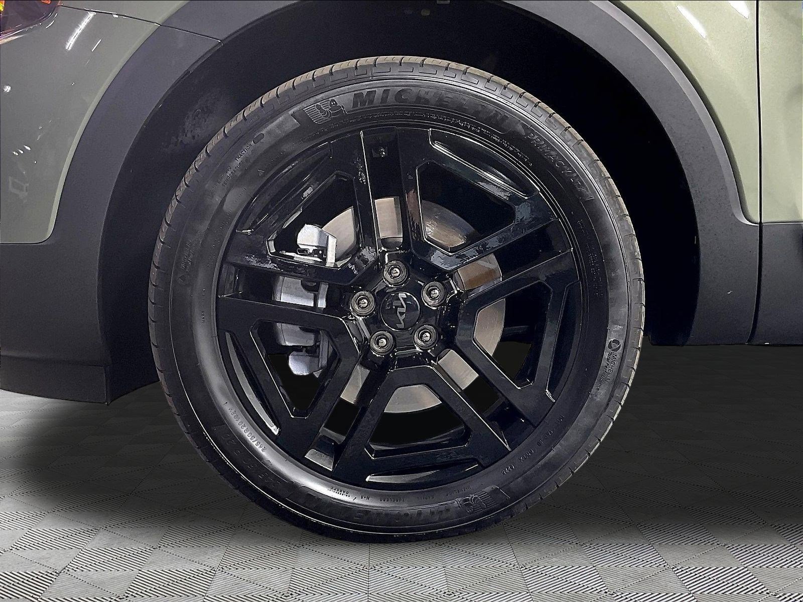 Certified 2025 Kia Telluride SX Prestige X-Line AWD/4WD image 35