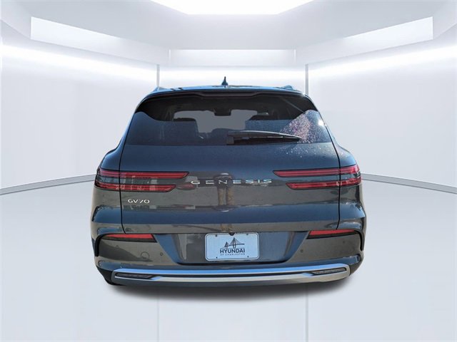 Used 2023 Genesis Electrified GV70 Advanced image 5