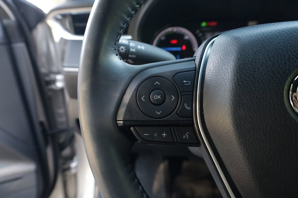 Used 2022 Toyota Venza XLE AWD/4WD image 20