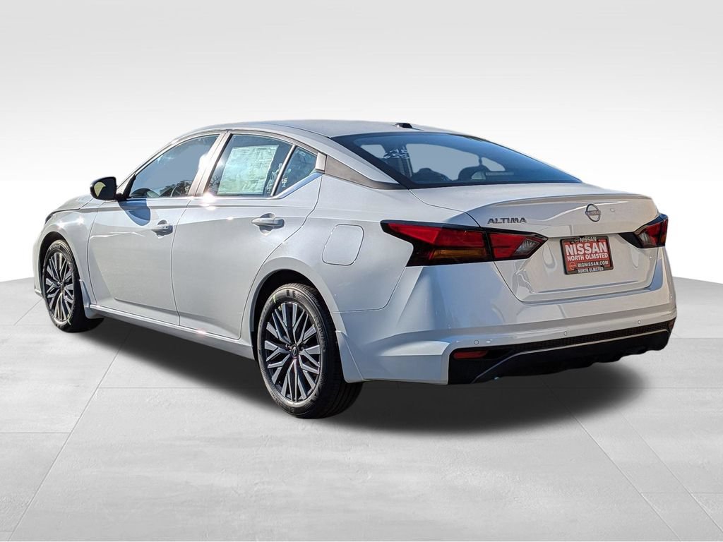 New 2026 Nissan Altima 2.5 SV FWD image 11