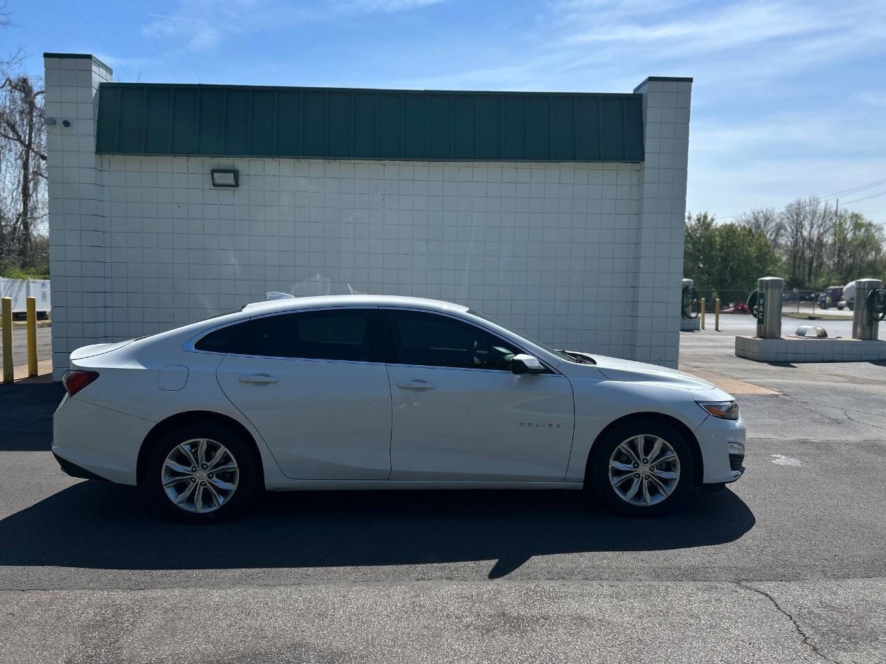 Used 2020 Chevrolet Malibu LT image 7