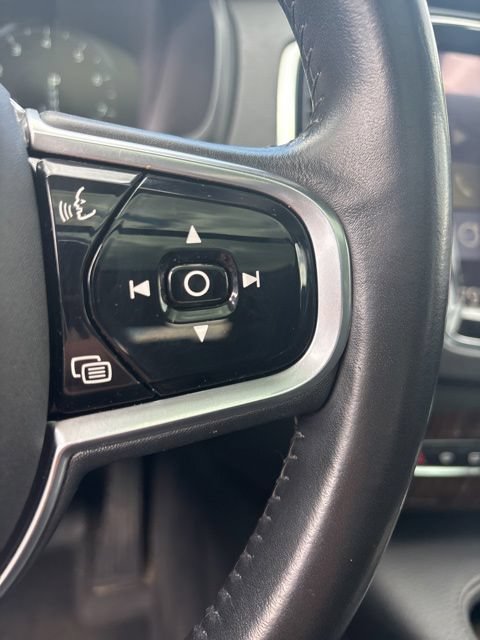 Used 2016 Volvo XC90 T6 Momentum w/ Momentum Plus Package AWD/4WD image 15