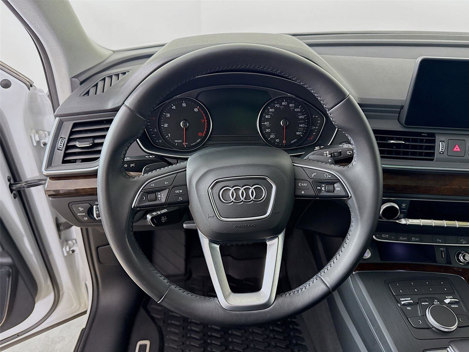 Used 2020 Audi Q5 2.0T Premium w/ Convenience Package AWD/4WD image 19