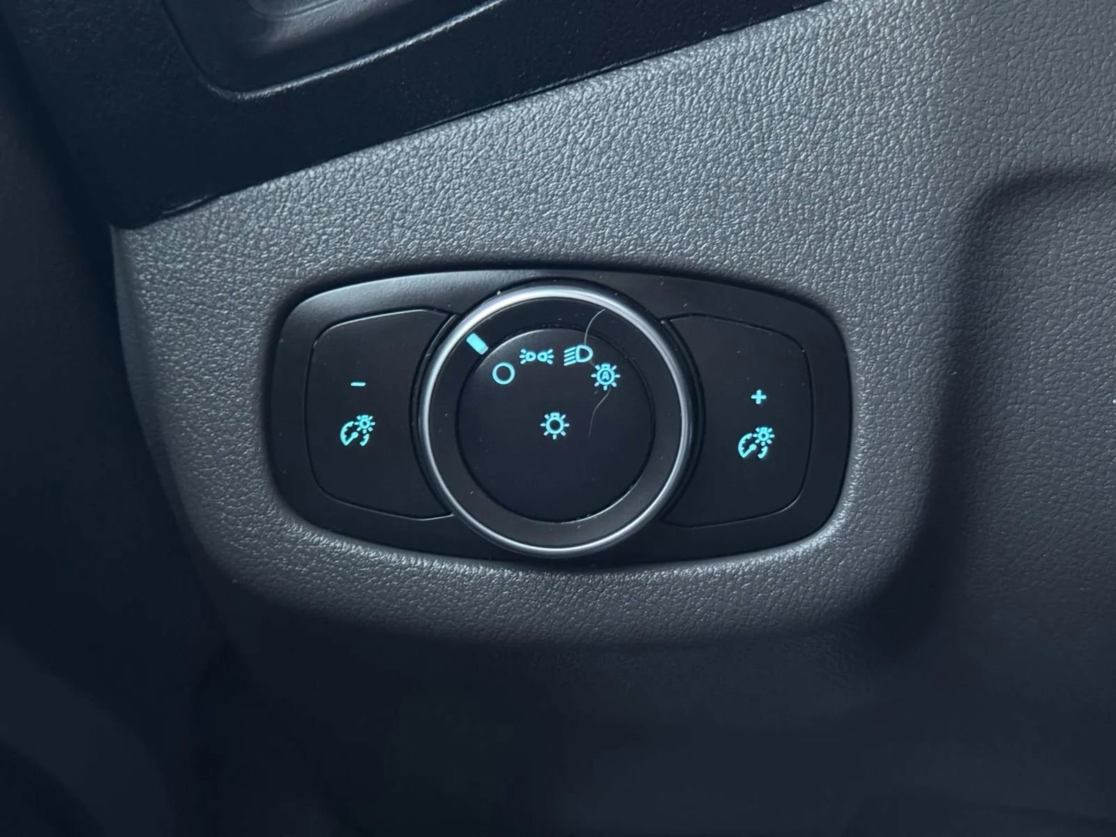 Used 2019 Ford Transit Connect XL w/ Driver-Assist Package image 29